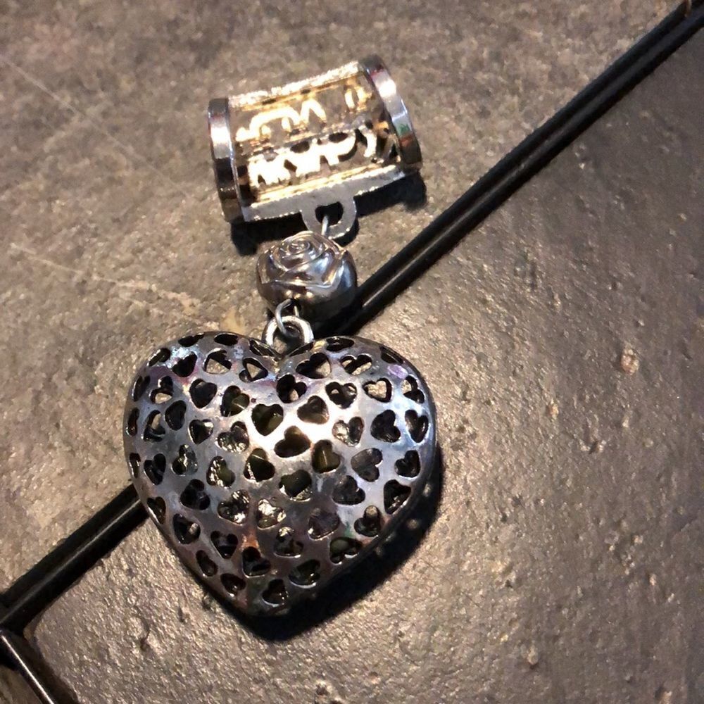 8 piece metal & silver plastic scarf accessories rings set #2 - Picture 5 of 5